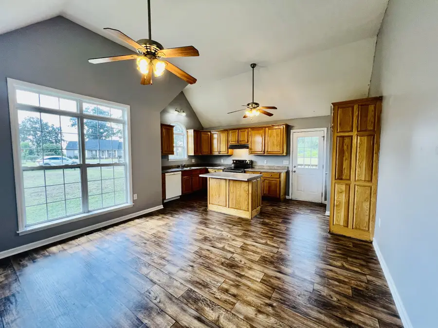 33 Long Meadow Dr, Fayetteville, TN 37334 - #3