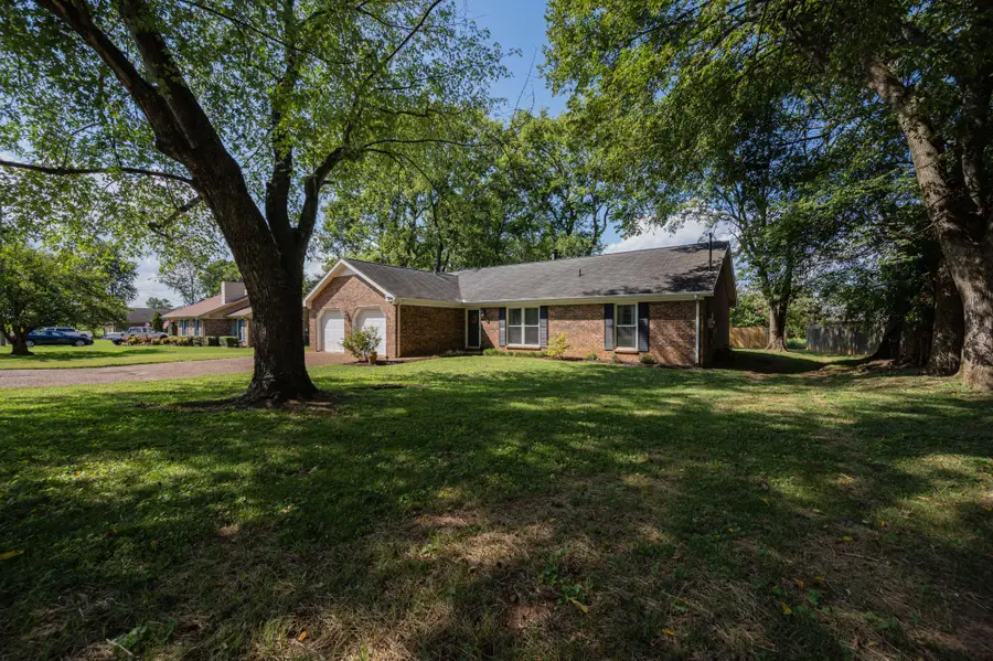 545 Highpoint Dr, Smyrna, TN 37167 - #2