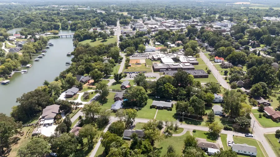 115 7th Ave Ne, Winchester, TN 37398 - #3