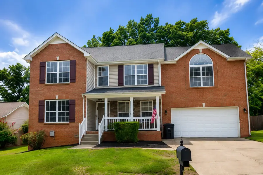 736 W Accipiter Cir, Clarksville, TN 37043 - #2