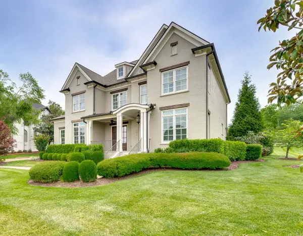 9476 Highland Bend Ct, Brentwood, TN 37027