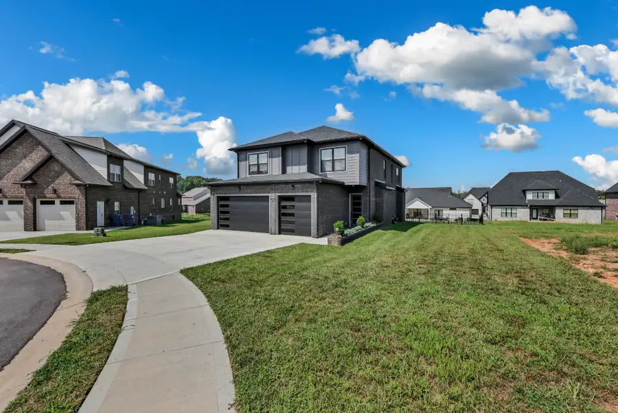 418 Blue Ridge Ct, Clarksville, TN 37043 - #2