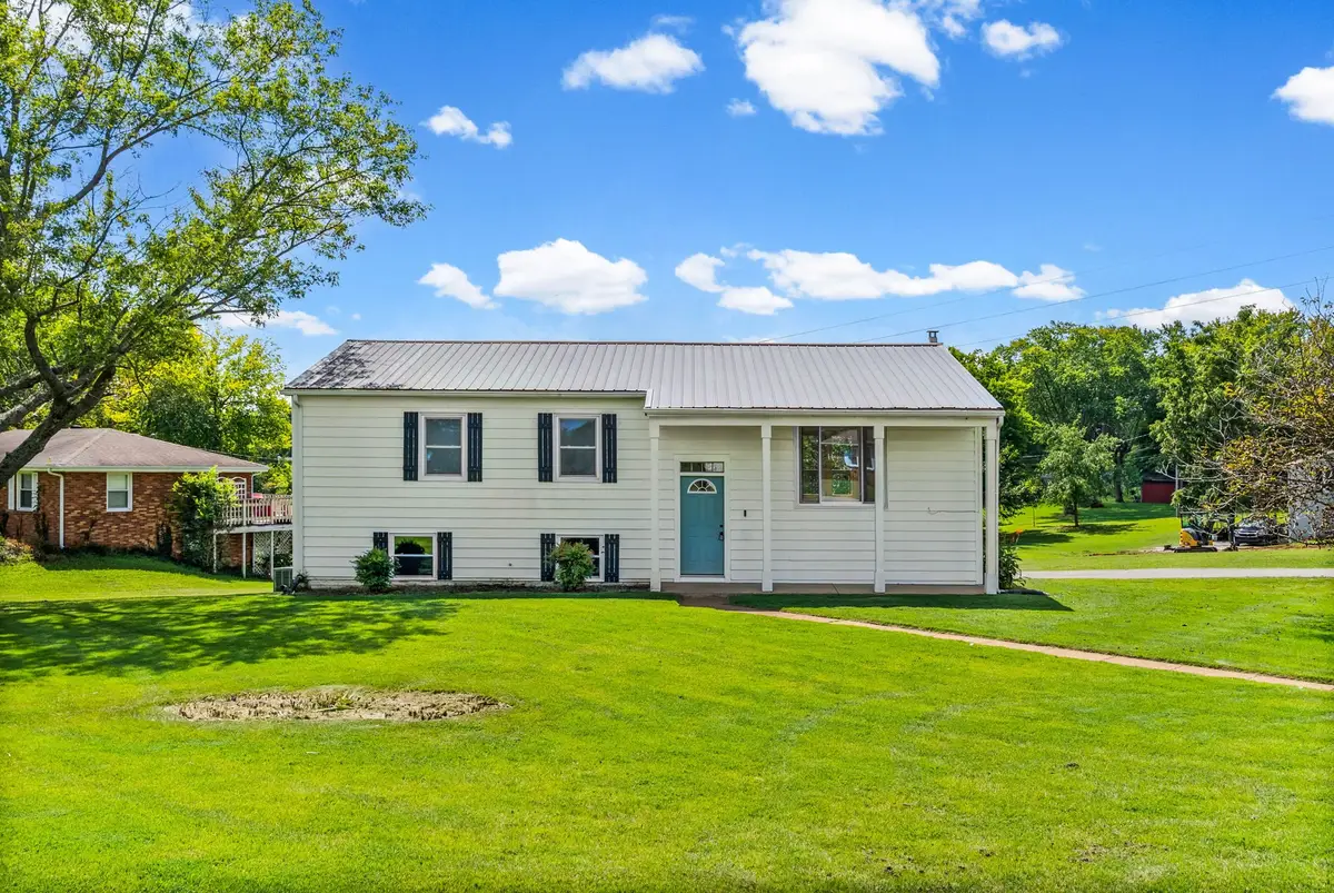 201 W Meadow Dr, Clarksville, TN 37043 - #1