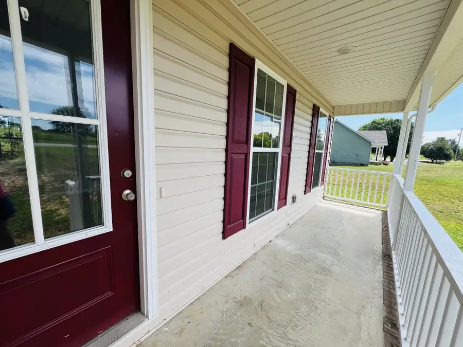 1456 Jackson Hollow Rd, Goodspring, TN 38460 - #2
