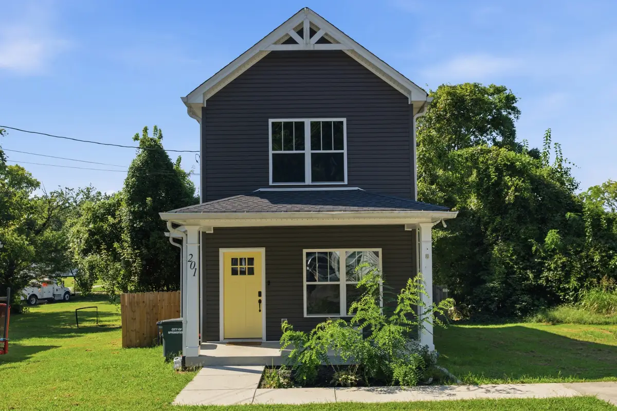 201 16th Ave E, Springfield, TN 37172 - #1
