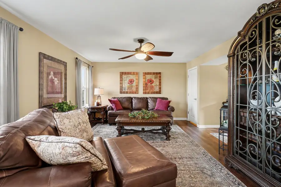 613 Wolfeboro Ln, Nashville, TN 37221 - #3