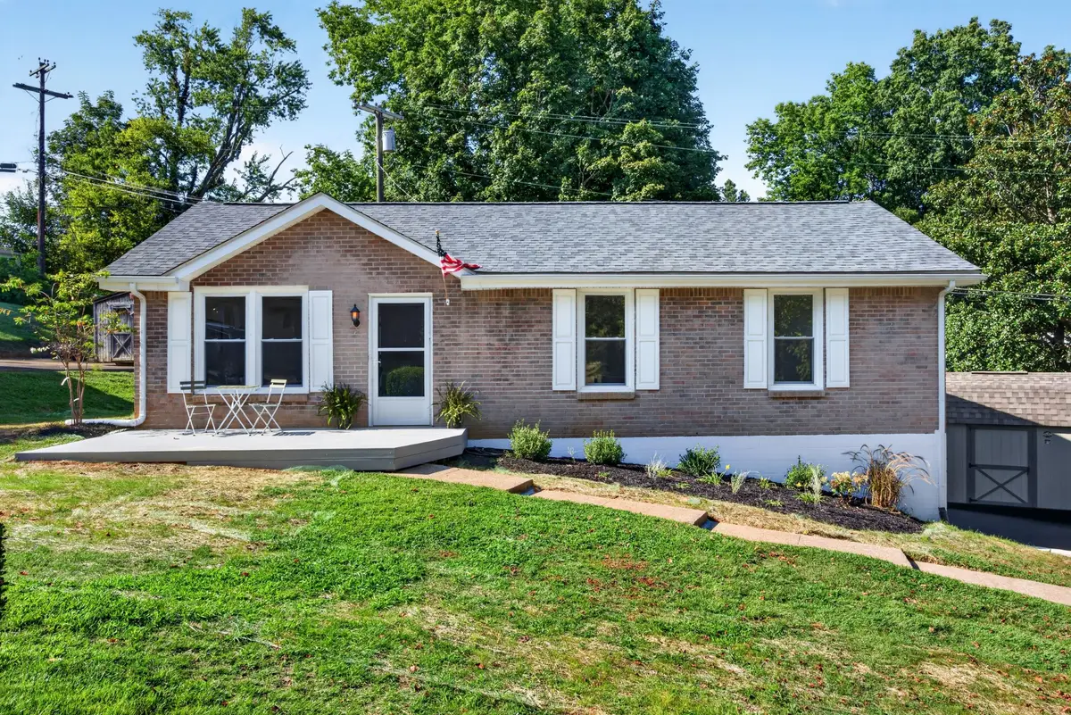 414 Oriole Cir, Clarksville, TN 37043 - #1