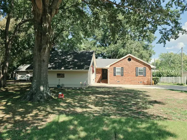 2407 Stoneville Street, Dyersburg, TN 38024