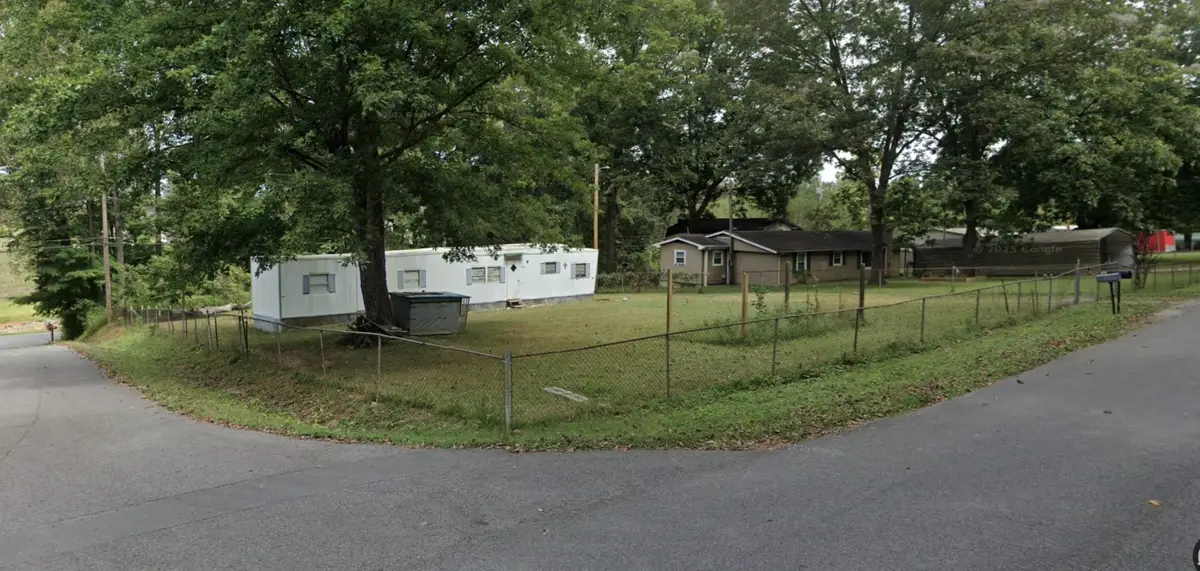 911 Hilltop Ct, Clarksville, TN 37042 - #1