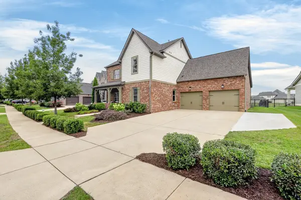 792 Plowson Rd, Mount Juliet, TN 37122