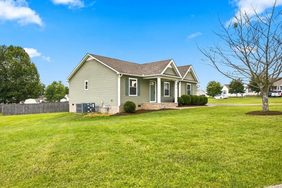 638 Austyn Ter, Columbia, TN 38401 - #2