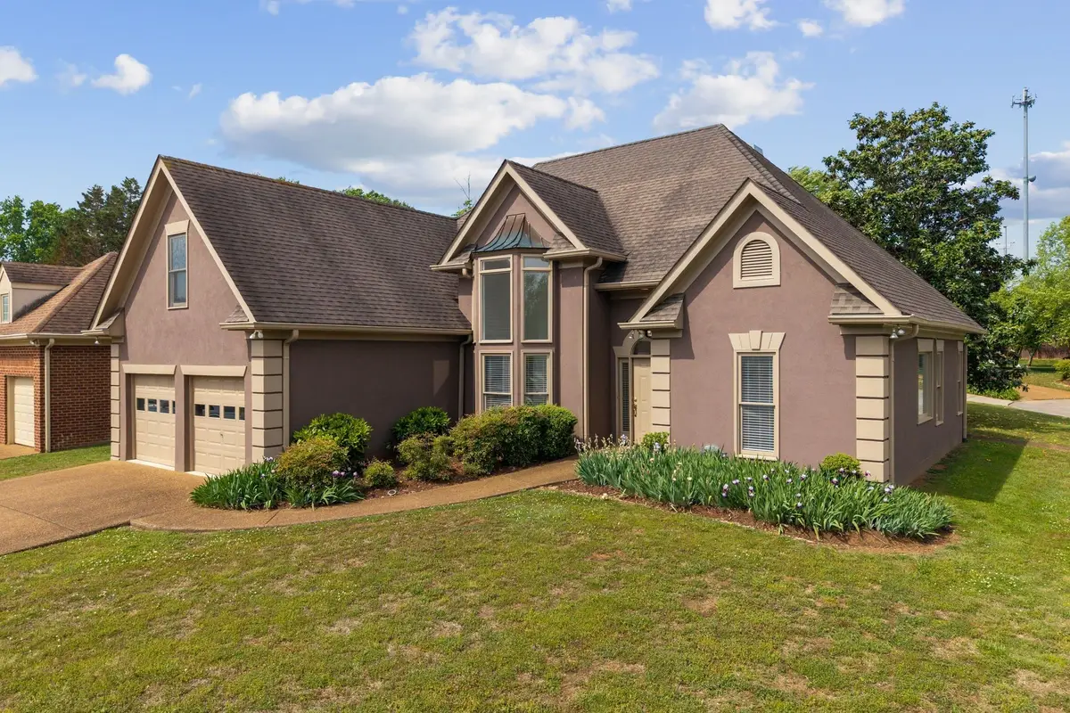 5034 Camelot Dr, Columbia, TN 38401 - #1