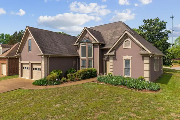 5034 Camelot Dr, Columbia, TN 38401