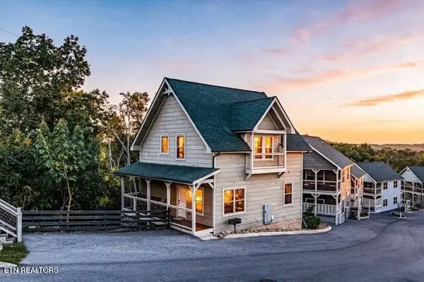 855 Osprey Way, Pigeon Forge, TN 37863