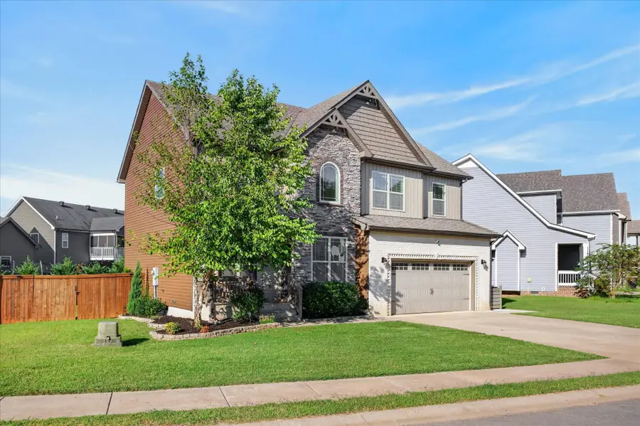 1620 Ellie Piper Cir, Clarksville, TN 37043 - #2