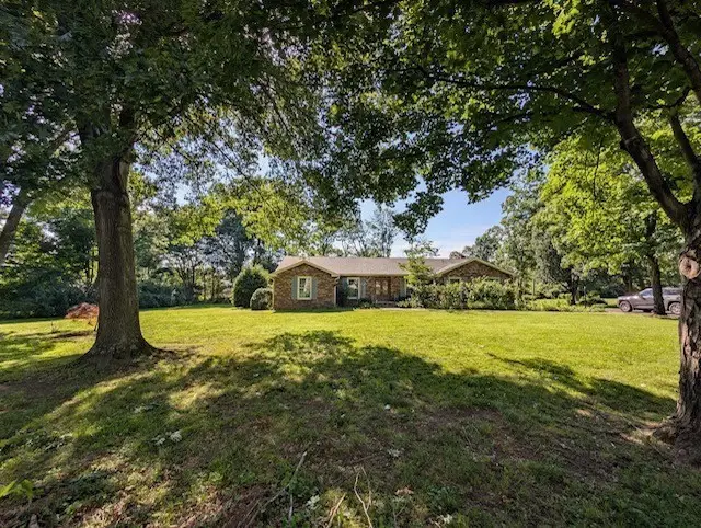 215 Williamsburg Cir, Brentwood, TN 37027 - #2