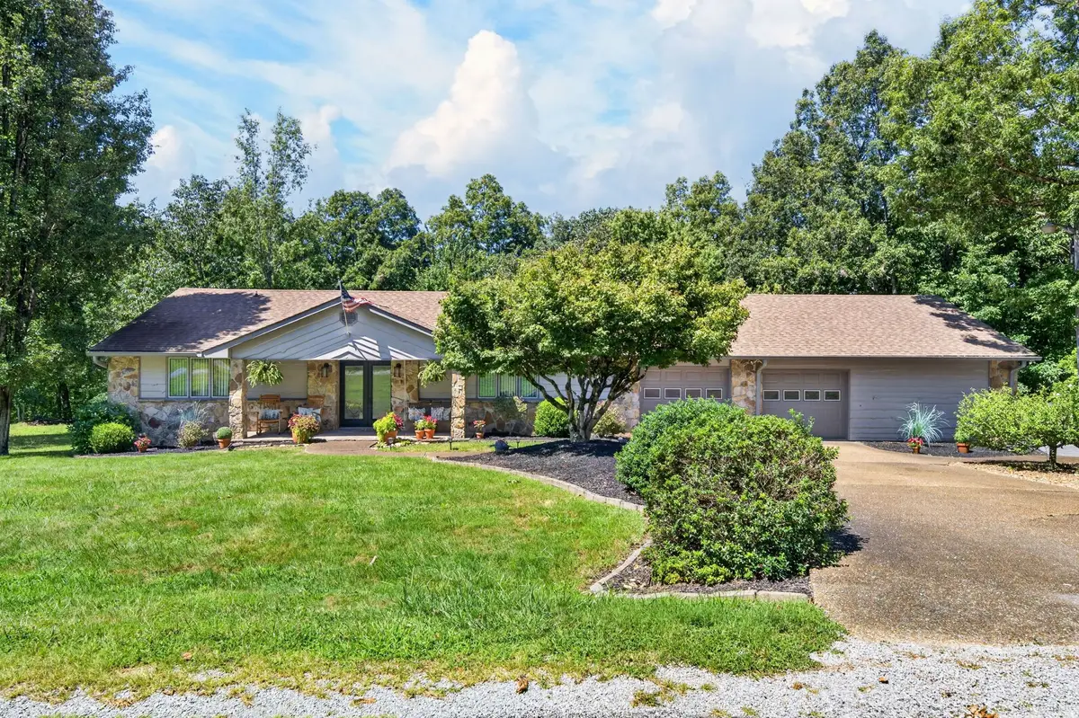 114 Morris Ln, Crossville, TN 38558 - #1