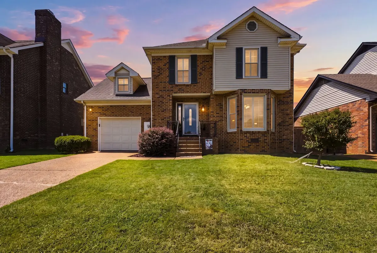 402 N Cameron Ct, Hermitage, TN 37076 - #1
