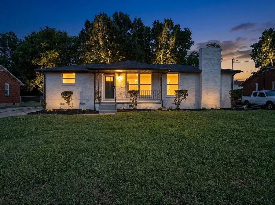 3865 Augusta Dr, Nashville, TN 37207 - #3