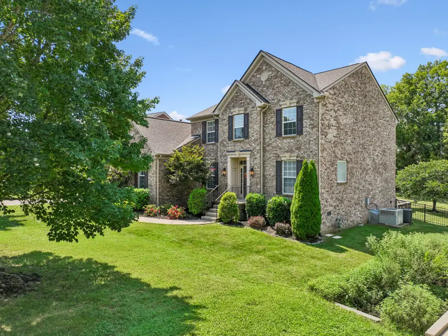 1053 Avery Trace Cir, Hendersonville, TN 37075 - #3