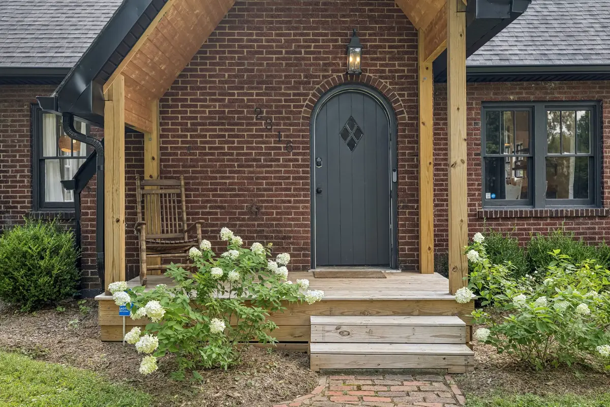 2316 Riverside Dr, Nashville, TN 37216 - #1