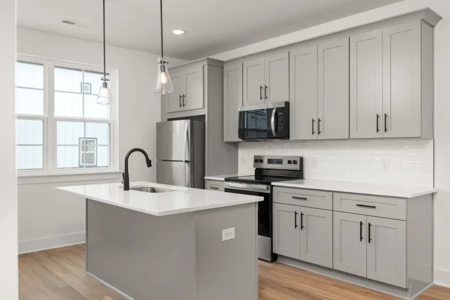 700 N Dupont Ave #204, Madison, TN 37115 - #2