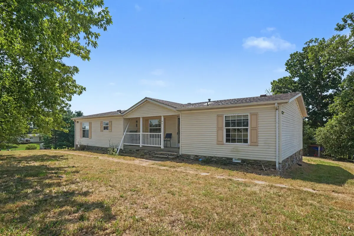 97 Claude Fox Rd, Lafayette, TN 37083 - #1