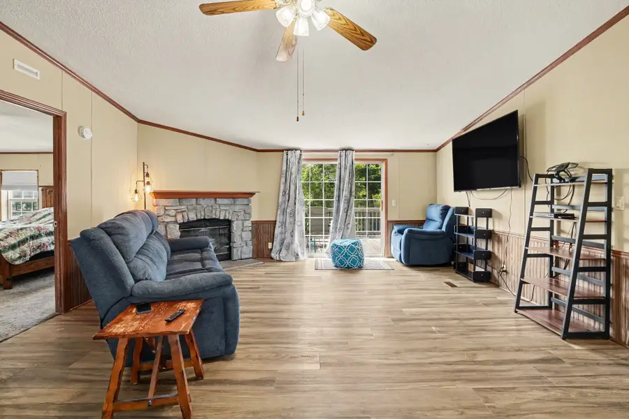 97 Claude Fox Rd, Lafayette, TN 37083 - #2