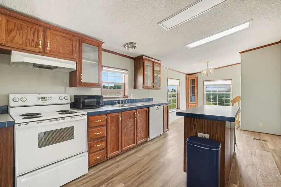 97 Claude Fox Rd, Lafayette, TN 37083 - #3