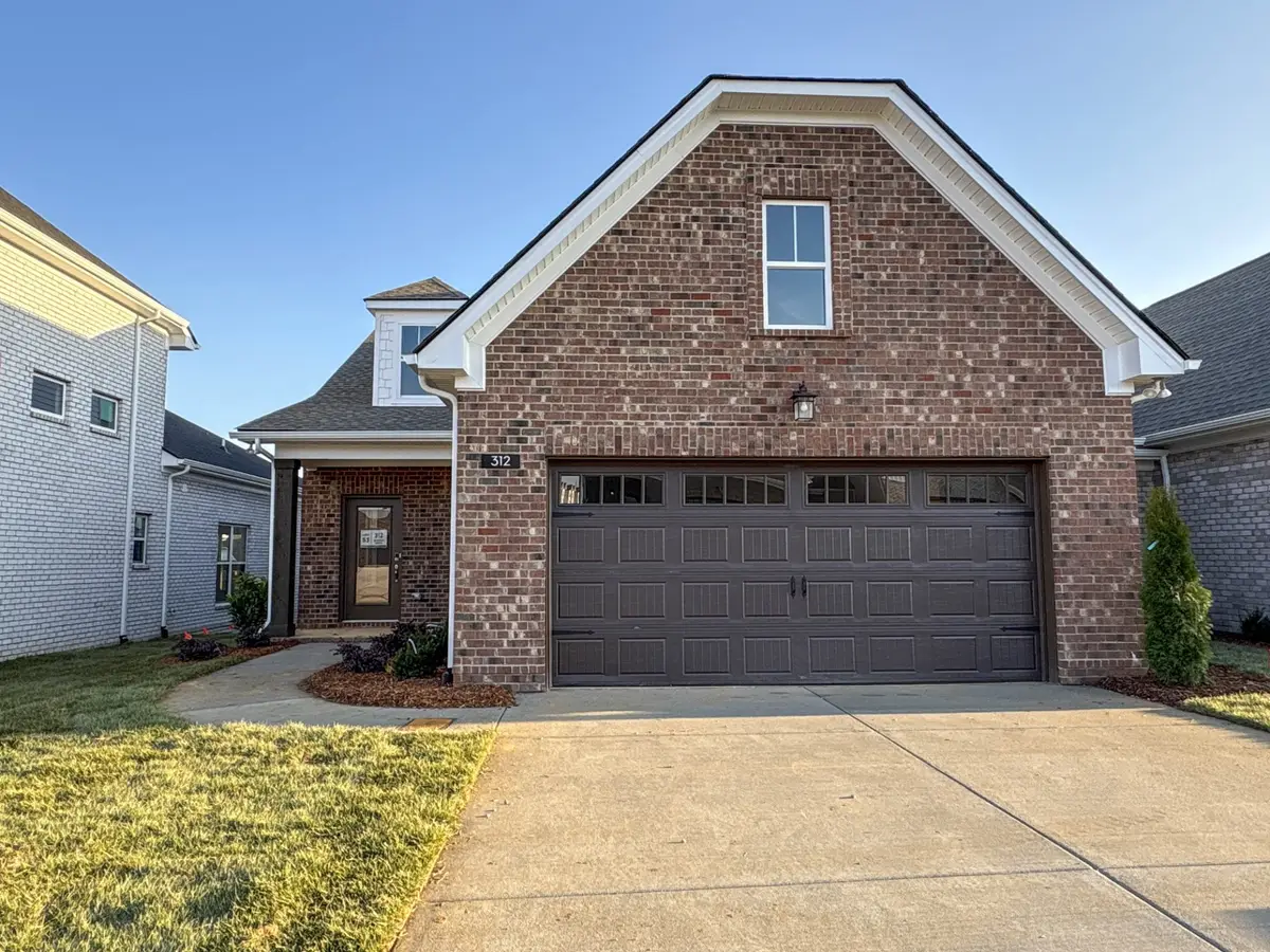 312 Booker Dr, Gallatin, TN 37066 - #1