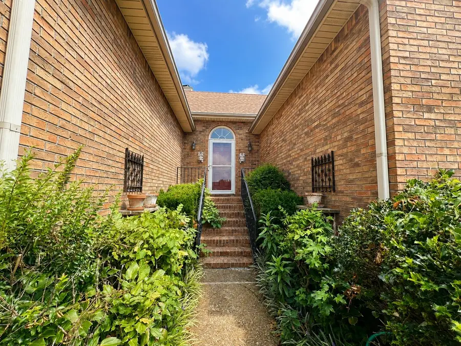 397 Augusta Pl, Clarksville, TN 37043 - #2