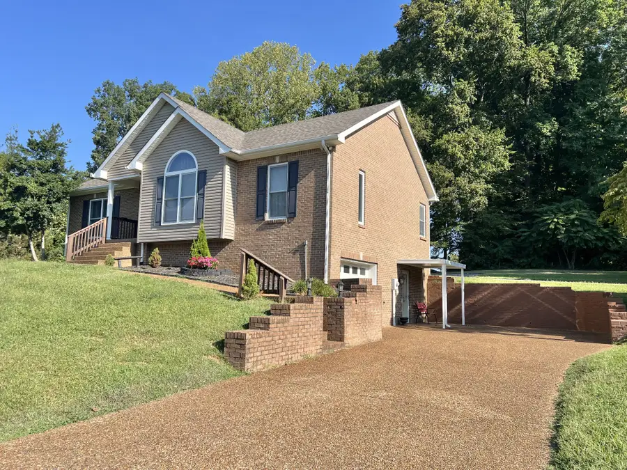 2312 Woodmont Dr, Springfield, TN 37172 - #2