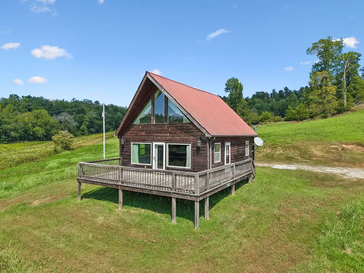 79 Sunset Rd, Linden, TN 37096 - #1