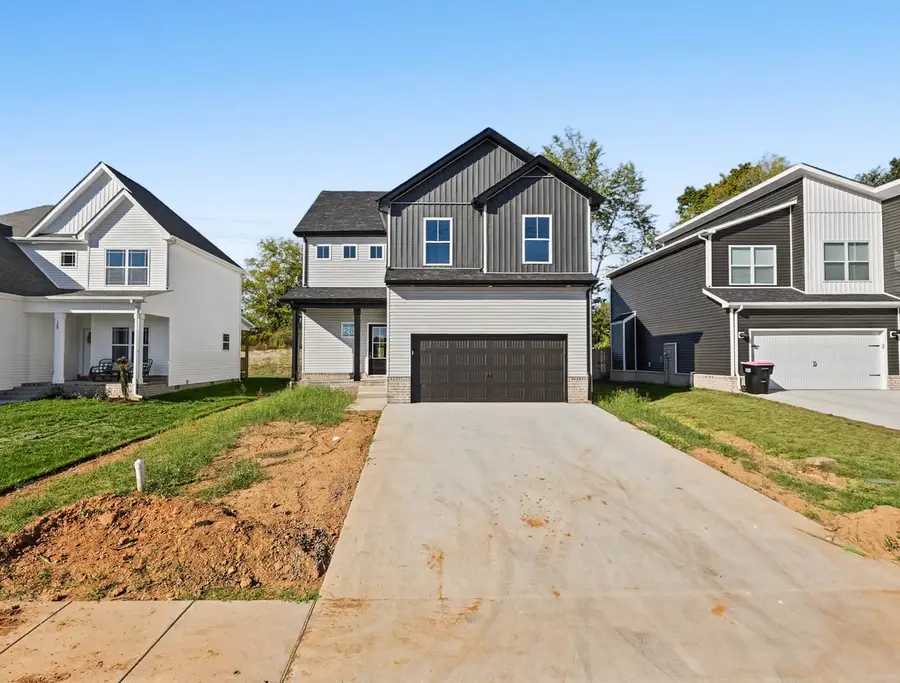 305 Wesson Dr, Clarksville, TN 37043 - #2