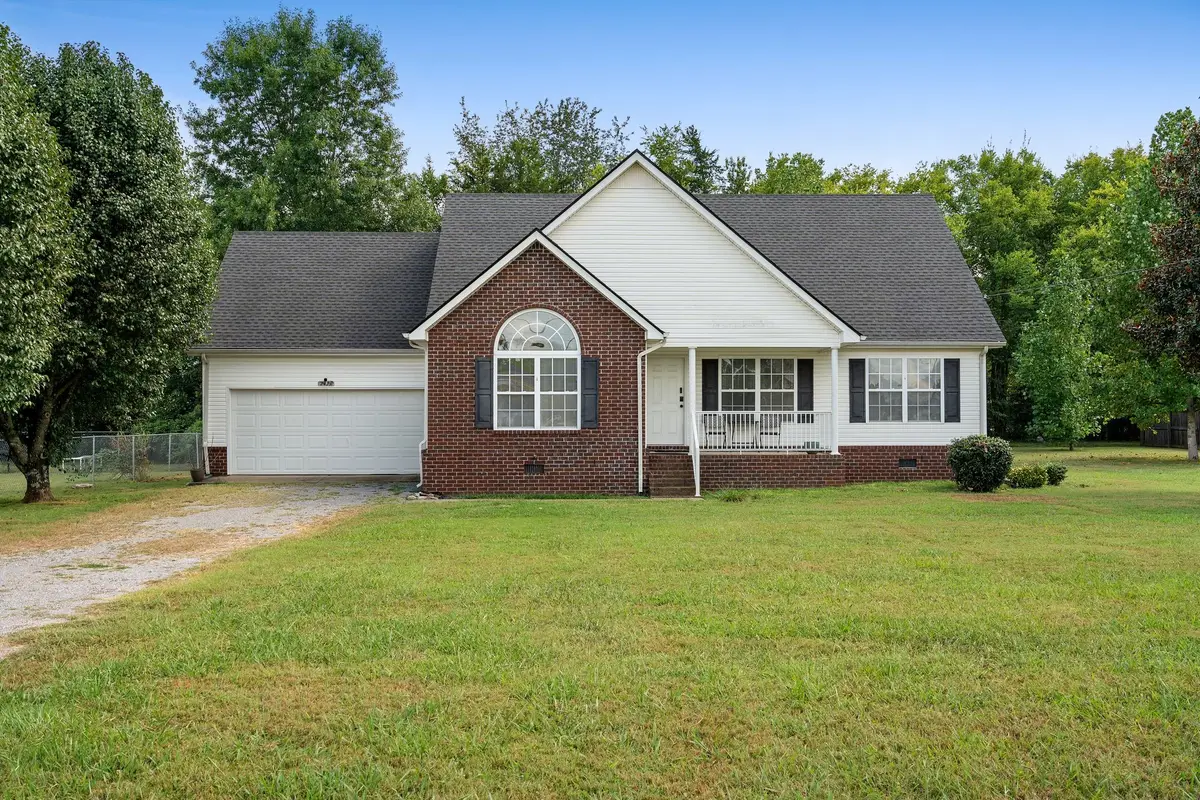 2431 Vanlawn Ln, Christiana, TN 37037 - #1