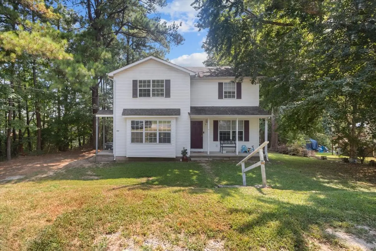 211 Reeves St, Dickson, TN 37055 - #1