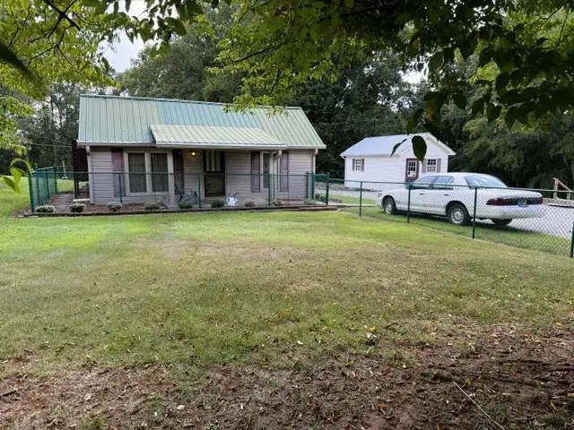 303 S Riverside Dr, McMinnville, TN 37110 - #1