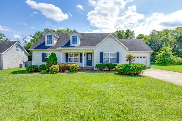 512 Myers Parsons Way, Murfreesboro, TN 37127