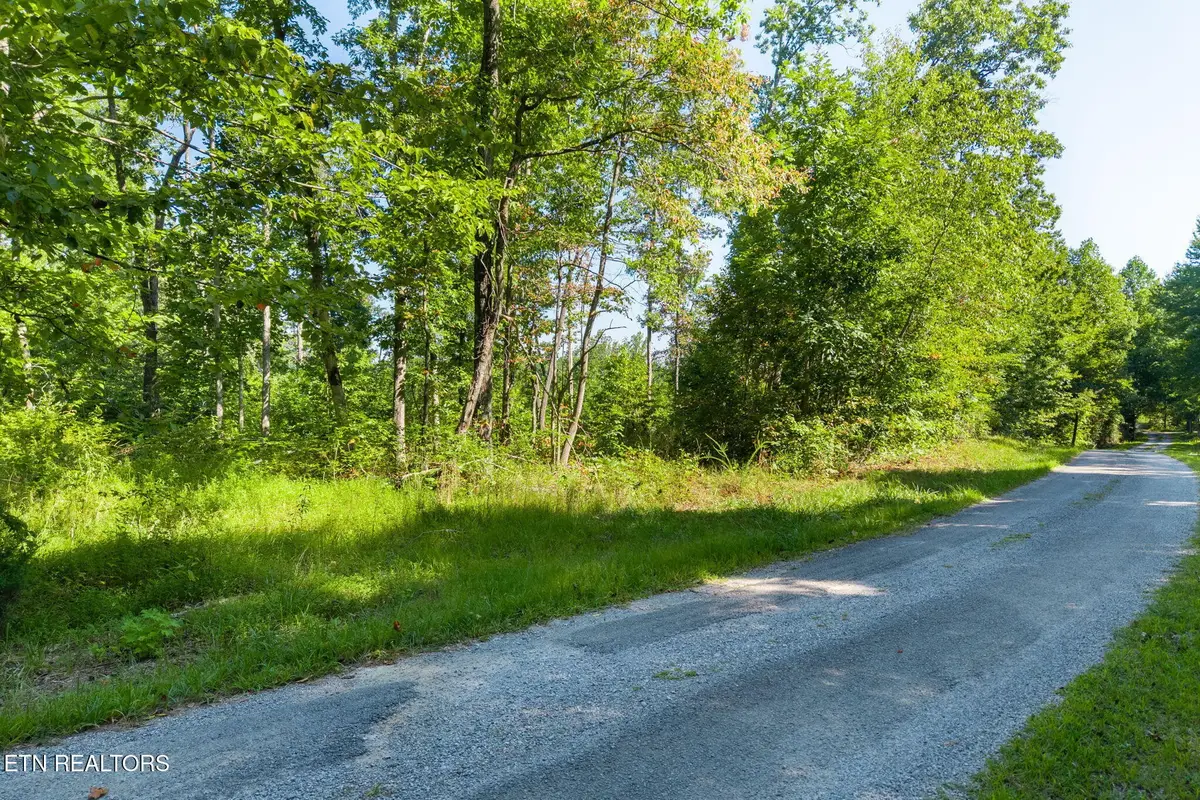 5 Robbins Drive, Crossville, TN 38572 - #1