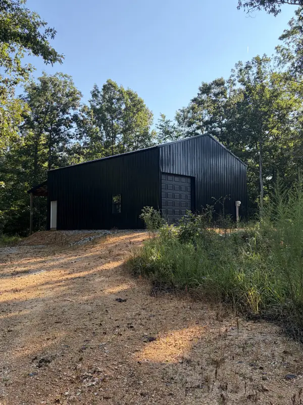 2671 Brodies Landing Rd, Parsons, TN 38363
