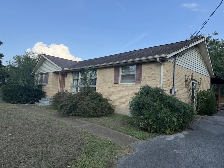 806 Hamblen Dr, Madison, TN 37115 - #3