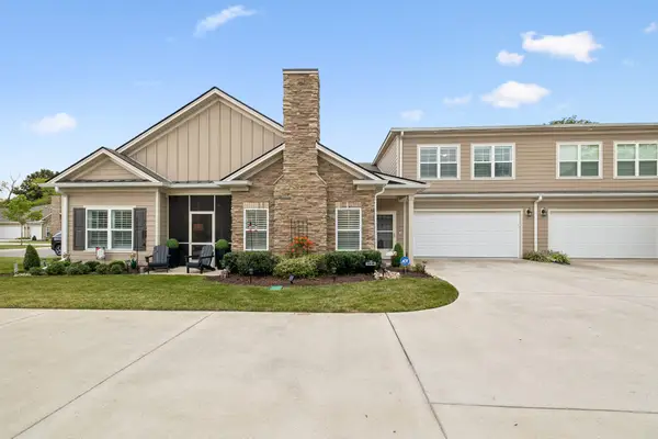 2538 Stonecenter Ln, Murfreesboro, TN 37128