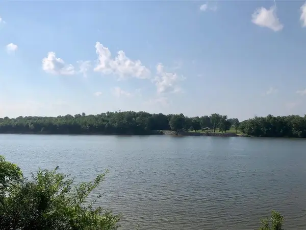 64 Cravens Rd, Savannah, TN 38372