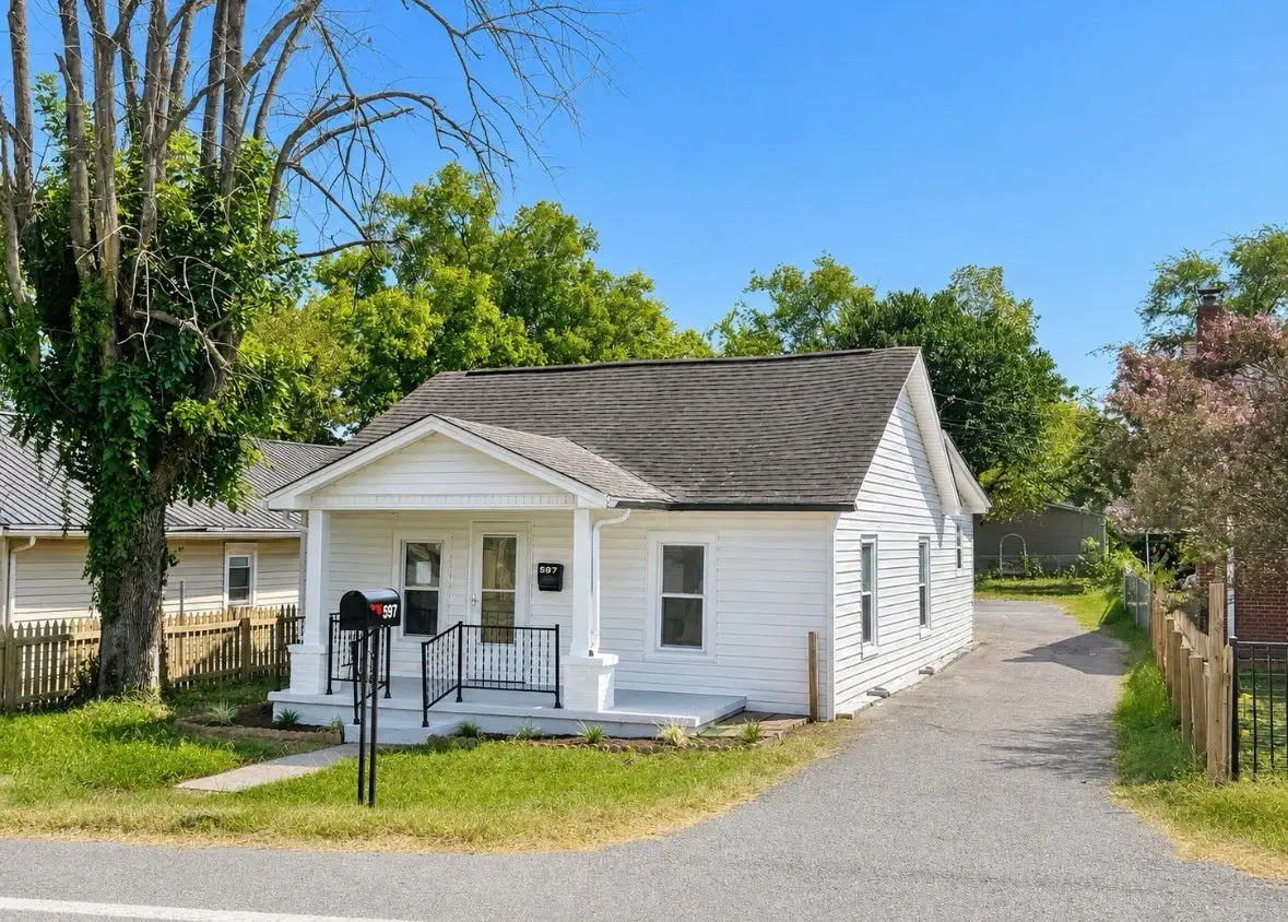 597 Long Hollow Pike, Gallatin, TN 37066 - #1