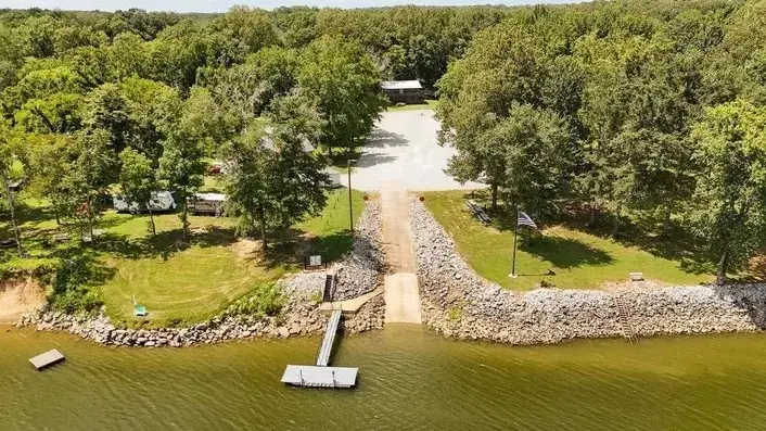 954 Stokes Ln, Bath Springs, TN 38311 - #1