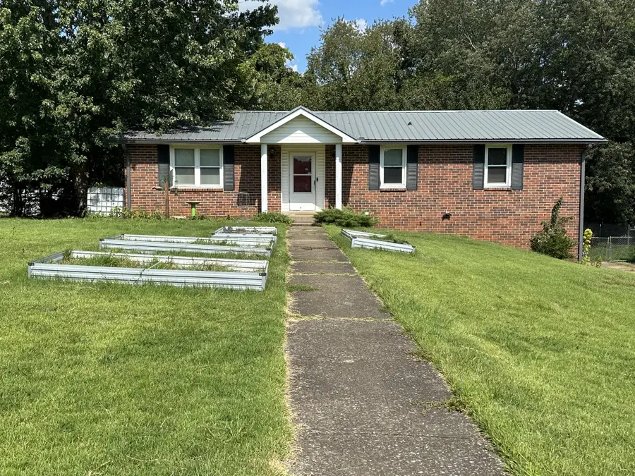 1586 Blackberry Pl, Clarksville, TN 37042 - #2