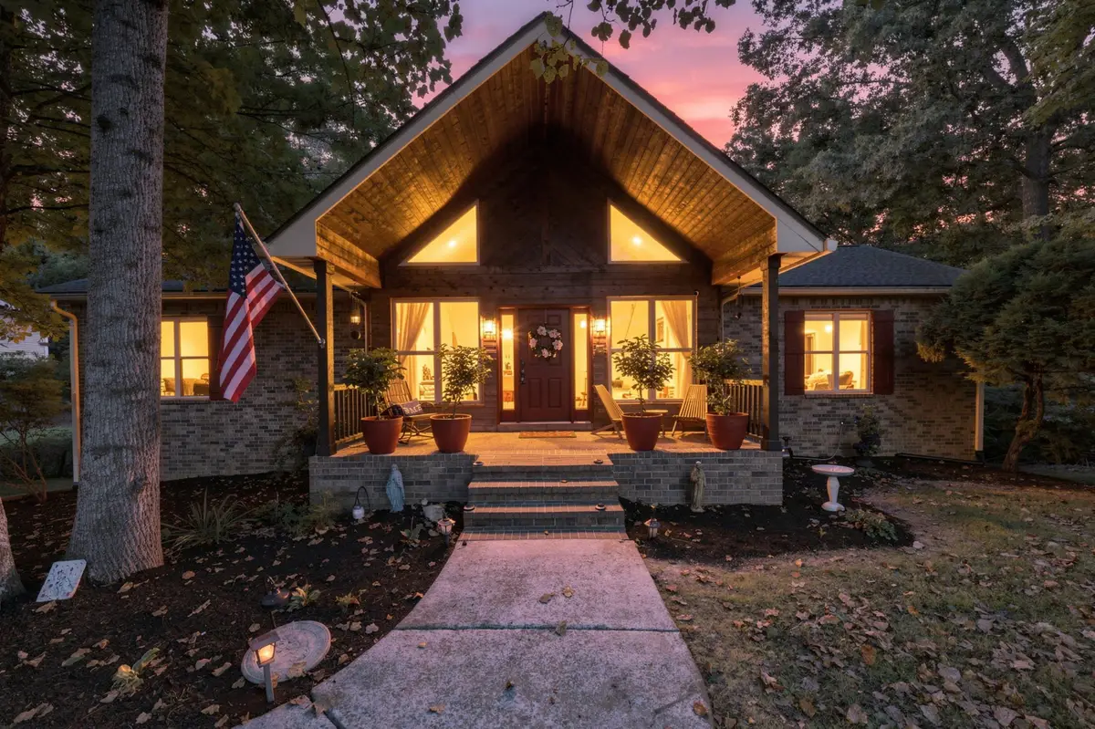 1003 Red Oak Dr, Greenbrier, TN 37073 - #1