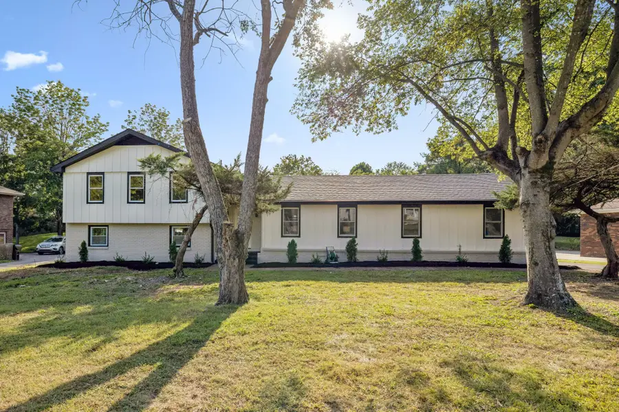 1284 Cheyenne Blvd, Madison, TN 37115 - #3