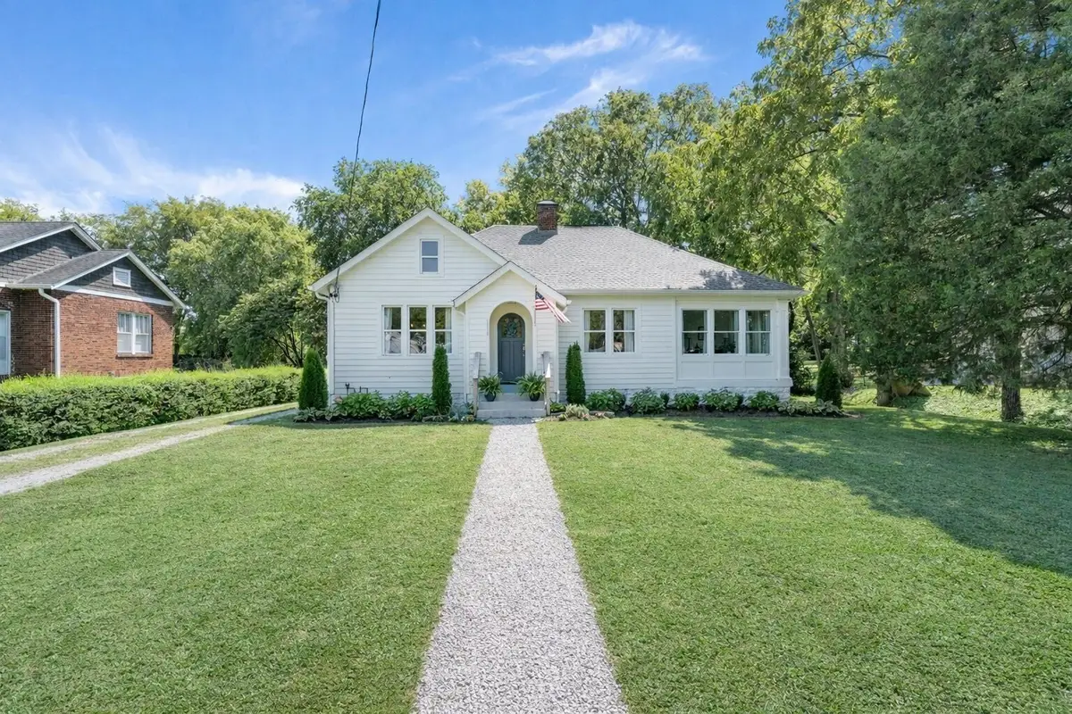 1118 Riverwood Dr, Nashville, TN 37216 - #1
