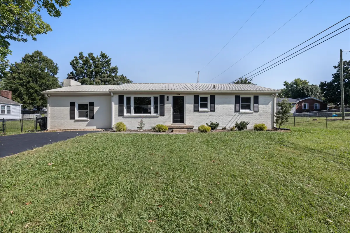 2706 Driftwood Dr, Springfield, TN 37172 - #1